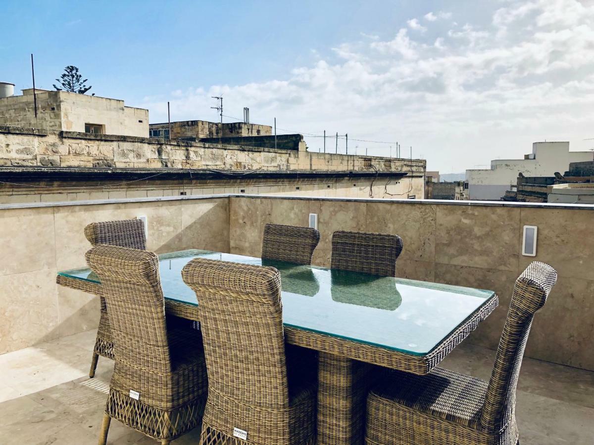 Holiday Townhouse In Sliema Centre Zewnętrze zdjęcie