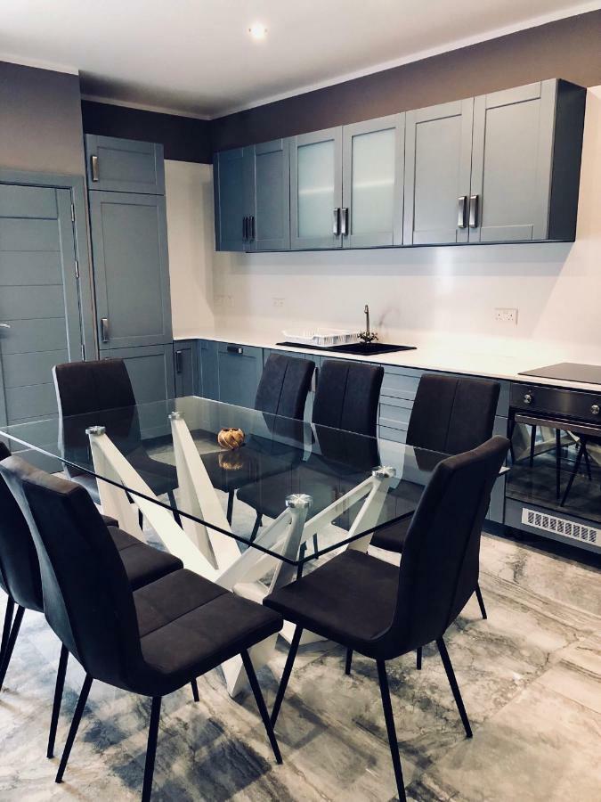 Holiday Townhouse In Sliema Centre Zewnętrze zdjęcie